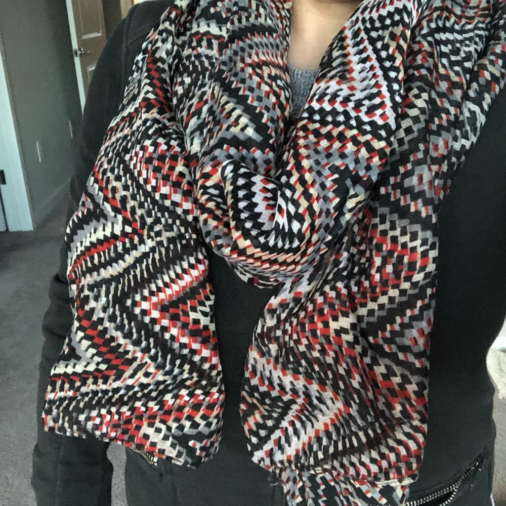 Scarf - Picture 3 of 3